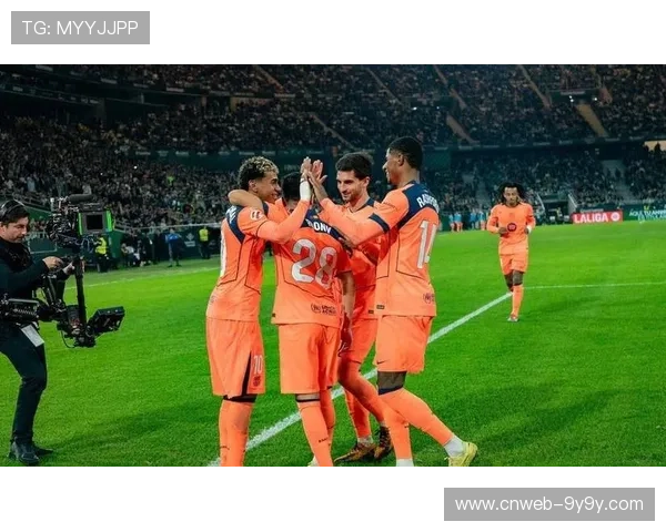 贝蒂斯3-5不敌巴萨，库乔埃尔南德斯梅开二度难救主