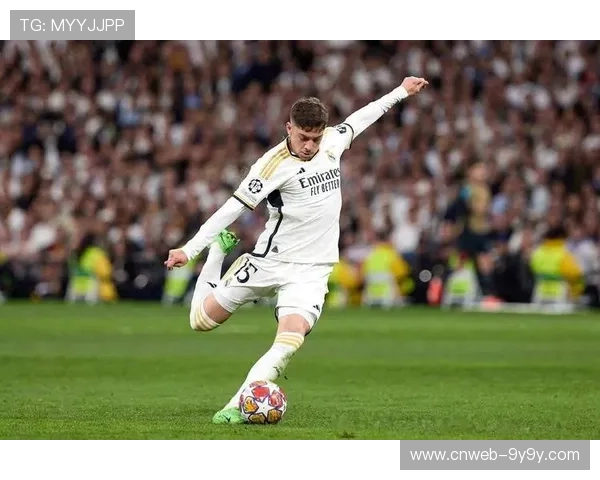 西媒：皇马夏季大动作，花1亿补强2短板，与英超豪门争抢巨星